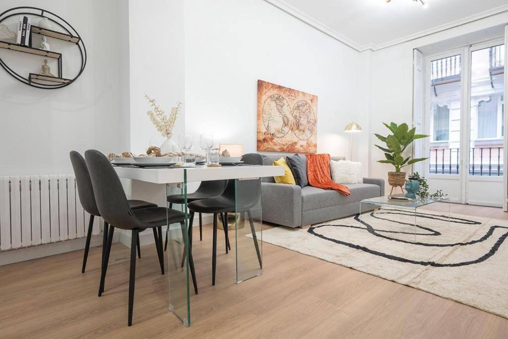 Apartamento De Lujo En Gran Via Lejlighed Madrid Eksteriør billede