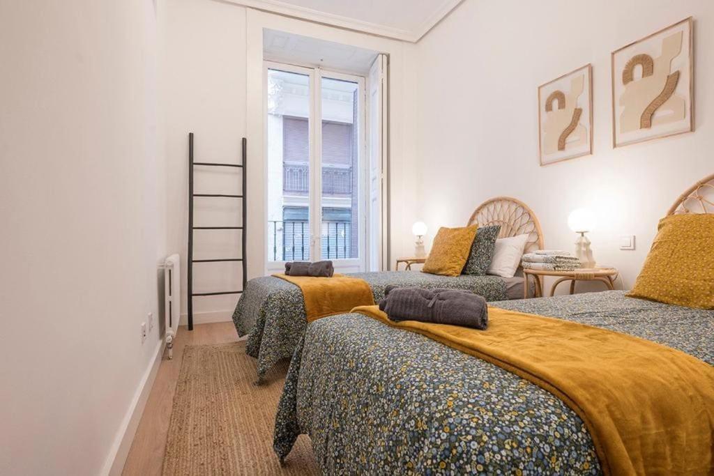 Apartamento De Lujo En Gran Via Lejlighed Madrid Eksteriør billede